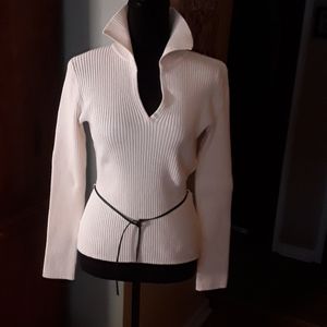 GORGEOUS IVORY SWEATER❣LEAVING AT END OF WEEK❣